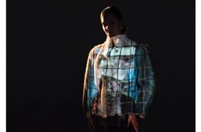 Humane World for Animals: Enth&uuml;llt: Neue Kampagne zeigt Tierqu&auml;lerei des Pelzhandels / Humane World for Animals lanciert "Reality Projected"-Kampagne mit preisgekr&ouml;ntem Modefotografen.