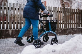 Saljol GmbH: Glätte und schlechte Sicht: Darauf sollten Senioren mit Rollator jetzt achten