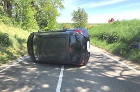 Polizeidirektion Landau: POL-PDLD: Von der Fahrbahn abgekommen und verletzt