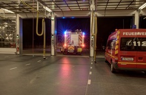 Feuerwehr Dorsten: FW-Dorsten: Brand eines Müllcontainers sorgte in der Nacht für einen Stromausfall in Barkenberg