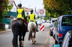 ADAC Hessen-Thüringen e.V.: Pferde im Straßenverkehr / ADAC gibt Tipps zur Sicherheit von Tier und Reiter