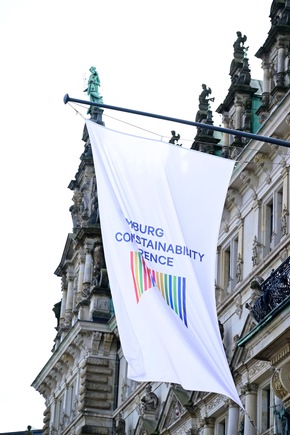 Aid by Trade Foundation investiert zum 20. Stiftungsjubiläum 500.000 Euro in neuen Biodiversity Fund