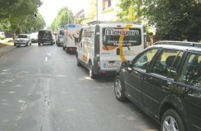 Polizeiinspektion Nienburg / Schaumburg: POL-NI: Fahrzeug beschädigt und geflüchtet