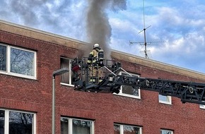 Feuerwehr Neuss: FW-NE: Zimmerbrand im zweiten Obergeschoss | Keine Personen verletzt