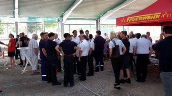 FW-EN: Freiwillige Feuerwehr Wetter (Ruhr):
Löschgruppe Esborn kann Richtfest feiern
