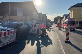 Polizeiinspektion Rotenburg: POL-ROW: ++ Unfall an Bremerv&ouml;rder Kreuzung - Sechs Personen leicht verletzt ++ 90-j&auml;hriger Radfahrer bei Unfall schwer verletzt ++