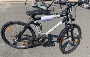 Polizei Steinfurt: POL-ST: Ibbenbüren, Eigentümer zweier Fahrräder gesucht