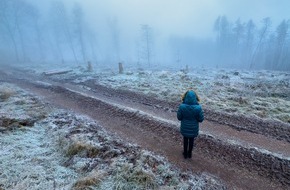 Bundesinnung der Hörakustiker KdöR: Hightech im Ohr bei Kälte, Frost und Schnee: Tipps für den Winterspaziergang mit Hörsystem