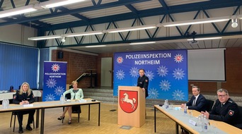 Polizeiinspektion Northeim: POL-NOM: Stark für die Demokratie - Online-Veranstaltung für Amts- und Mandatsträger