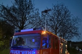 Freiwillige Feuerwehr K&ouml;nigswinter: FW K&ouml;nigswinter: Gartenh&uuml;tte brennt in Oberdollendorf