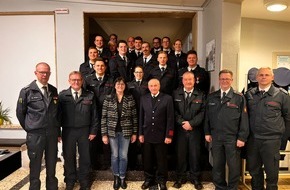 Freiwillige Feuerwehr Kamen: FW Kamen: Ein starkes Team für einen starken Stadtteil: Jahresdienstbesprechung des Löschzugs 2 der Freiwilligen Feuerwehr Kamen im Bürgerhaus Methler