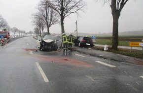 Polizeiinspektion Hildesheim: POL-HI: Schwerer Verkehrsunfall auf der B 6 Höhe Ahrbergen
