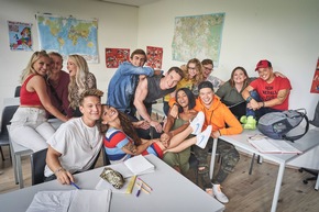 Am Montag geht bei RTL II die Schule wieder los: Neue Folgen von &quot;Krass Schule - Die jungen Lehrer&quot;