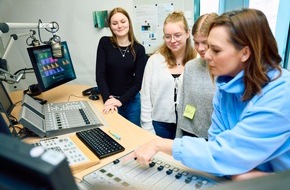 MDR Mitteldeutscher Rundfunk: ARD Jugendmedientag: MDR-Angebote erreichen über 1.200 Schülerinnen und Schüler