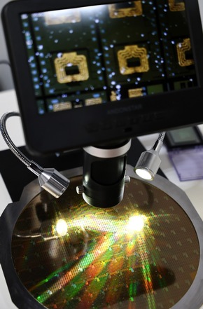 Eine gelungene Premiere in der Welt der Quantenphotonik