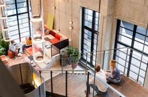 Design Offices: Wer braucht das Büro und wenn ja, wie viele? / Acht Thesen zur Zukunft der Arbeit