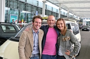 Kabel Eins: "Die eigenen Kollegen veräppelt man doch am liebsten!" Die zweite Promi-Woche beim "Quiz Taxi" mit Thomas Hackenberg - vom 9. bis 13. Oktober 2006 um 19.45 Uhr bei kabel eins