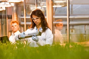 BASF mit aktuellen Pressefotos zur Halbjahrespressekonferenz am 27.07.2017 (FOTO)