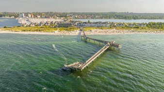 Tourismus-Agentur Schleswig-Holstein GmbH: Mitten im Meer: Sehnsuchtsort Seebrücken