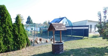 H&auml;user mit H&uuml;hnerstall &ndash; gefunden mit der KI-Suche