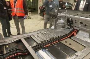 MDR-Talk „Fakt ist! Aus Erfurt“: Vollbremsung im Autoland – zwischen Chip-Krise und Verbrenner-Aus