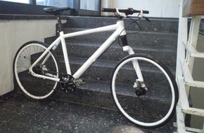 Polizeiinspektion Hildesheim: POL-HI: Ungewöhnliches Fahrrad und GPS Fishfinder beschäftigt Hildesheimer Polizei
