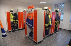 Feuerwehr Lennestadt: FW-OE: Grundschule wird zum Feuerwehrhaus