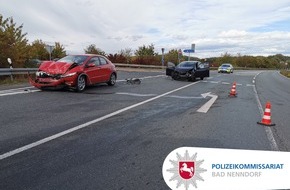 Polizeiinspektion Nienburg / Schaumburg: POL-NI: Apelern - Verkehrsunfall zwischen zwei Pkw mit insgesamt vier leicht verletzten Personen