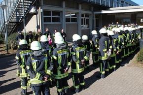 FW-GL: 38 neue Feuerwehrfrauen und -männer für Bergisch Gladbach