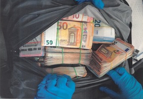 ZOLL-F: Zollfahndungsamt Frankfurt am Main: Größte Sicherstellung von Crystal Meth mittels Flugverkehr in Deutschland - vier Festnahmen - Zollfahndungsamt Frankfurt am Main stellt Bilanz für 2024 vor