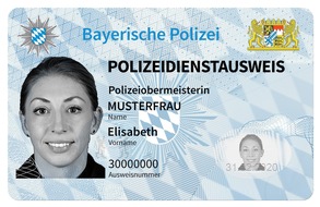 Polizeipräsidium Mittelfranken: POL-MFR: (877) Neue Dienstausweise bei der mittelfränkischen Polizei