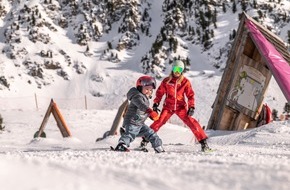 Tourismusverband Obertauern: Skivergnügen ab drei Jahren, das ideale Einstiegsalter für erste Pistenabenteuer