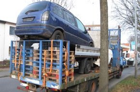Polizeidirektion Bad Segeberg: POL-SE: Pinneberg: Polizei stoppt Überführungsfahrt wegen gravierender Ladungssicherungsmängel