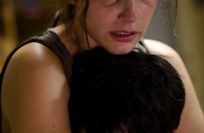 SAT.1: In tödlicher Gefahr: Marie Zielcke im SAT.1-Thriller "Verfolgt - Der kleine Zeuge" mit Fritz Karl, Kevin Fang, Mathieu und Elena Carrière - am 24. April 2012, um 20.15 Uhr (BILD)