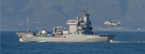 Presse- und Informationszentrum Marine: Fünf Monate NATO-Führungsschiff - Tender Werra kommt nach Hause