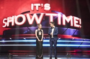 SAT.1: "Wir haben echte Weltstars und die coolste Jury, die man sich vorstellen kann!" Annemarie und Wayne Carpendale über "It's Showtime! Das Battle der Besten"