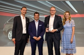 Skoda Auto Deutschland GmbH: Auto Bild: SKODA OCTAVIA COMBI CLEVER ist ,Wertmeister 2018' (FOTO)