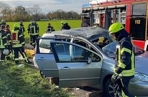 Freiwillige Feuerwehr Selfkant: FW Selfkant: Verkehrsunfall auf der B56n