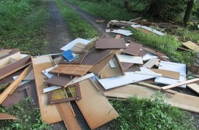 Polizeiinspektion Hameln-Pyrmont/Holzminden: POL-HM: Illegale Entsorgung von alten Möbelteilen auf einem Waldweg
