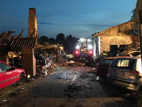 THW-HH MV SH: Explosion und Brand KFZ-Werkstatt - Einsatz für Preetzer THW-Fachgruppe Räumen