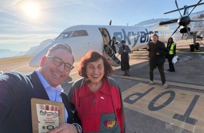 Merano Speck AG: Merano Speck erobert die Herzen im Flug / Aktion mit SkyAlps zum S&uuml;dtiroler Speckfest