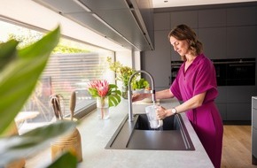 Alfred Kärcher SE & Co. KG: Pressemitteilung: Wasserfilterkanne WFP 12 von Kärcher stellt Nachhaltigkeit in den Vordergrund