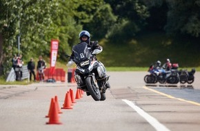 ADAC: "Motorrad Safety League" geht in die vierte Runde / ADAC und Motor Presse Stuttgart suchen die sichersten Biker / Die besten acht absolvieren Perfektionstraining auf der Nordschleife des Nürburgrings