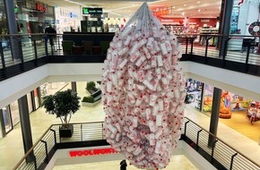 Hermann Friedrich Bruhn GmbH & Co. KG: „More than 40.000“: Kunstinstallation und Nachhaltigkeitswoche in der Marktplatz Galerie in Bramfeld