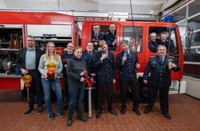 Freiwillige Feuerwehr Celle: FW Celle: Feuerwehr Bostel: Mit 90 einen Defi anschaffen und trotzdem Kinder kriegen