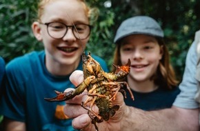 Tourismusverband Ostbayern e.V.: Klein, aber oho: Was Kinder im Bayerischen Wald entdecken k&ouml;nnen / Wildnis-Staunen, Tierpark-Gl&uuml;ck und echtes Glasblasen - der Bayerische Wald schafft unvergessliche Familienmomente