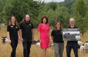 Edeka Südwest: Presse-Information: „Streuobstwiesenmiteinander“ gewinnt beim Naturschutzwettbewerb „Unsere Heimat & Natur“
