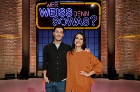 ARD Das Erste: Das Ah!-Duell: Tarkan Bagci und Clarissa Corrêa da Silva bei "Wer weiß denn sowas?" - Das Wissensquiz vom 10. bis 14. April 2023, um 18:00 Uhr im Ersten