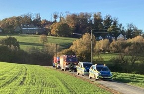 Feuerwehr Hattingen: FW-EN: Notlandung eines Sportflugzeuges, Zwei Verletzte nach Co-Austritt und sechs weitere Einsätze für die Hattinger Feuerwehr