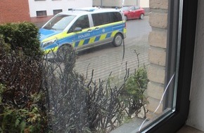 Kreispolizeibehörde Soest: POL-SO: Lippstadt - Hecke angezündet